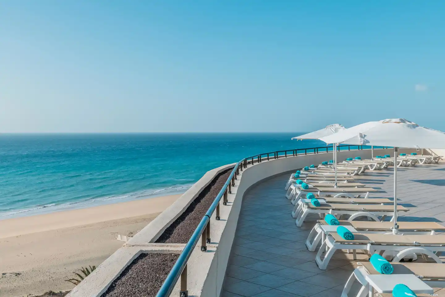 Iberostar Waves Playa Gaviotas Strand