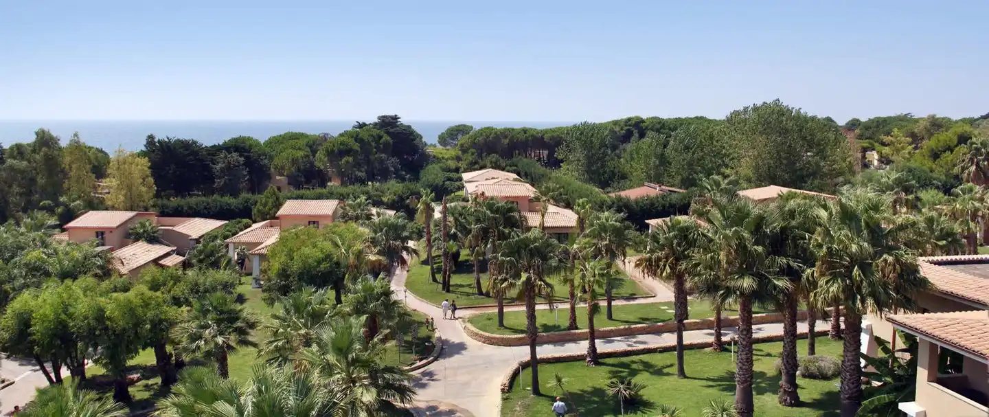 TH Le Castella Baia degli Dei Garten