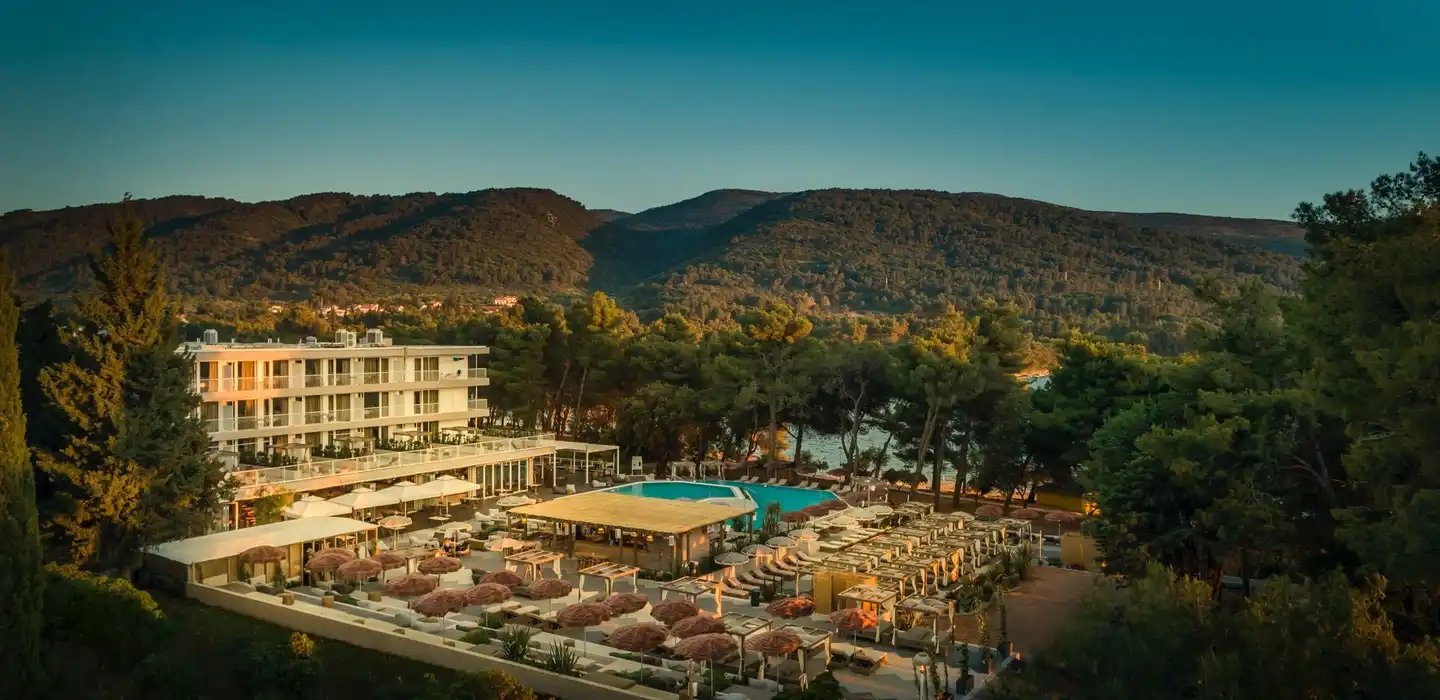 [PLACES] Hvar by Valamar Landschaft