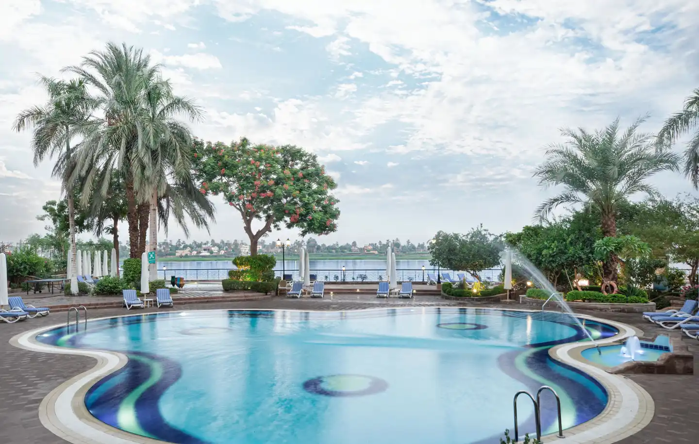 Steigenberger Nile Palace Pool