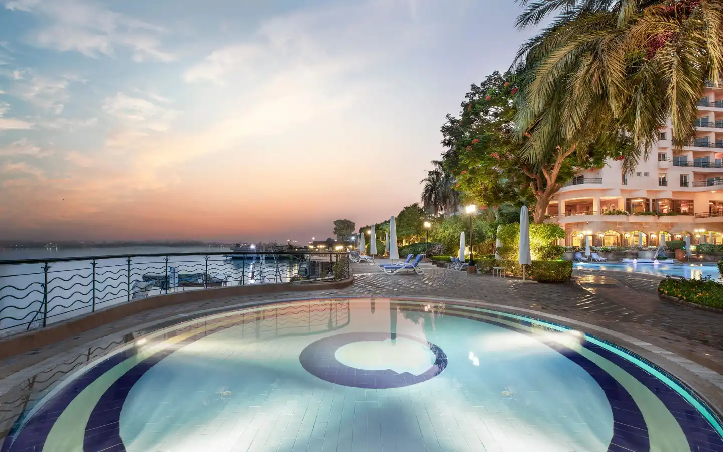 Steigenberger Nile Palace Pool