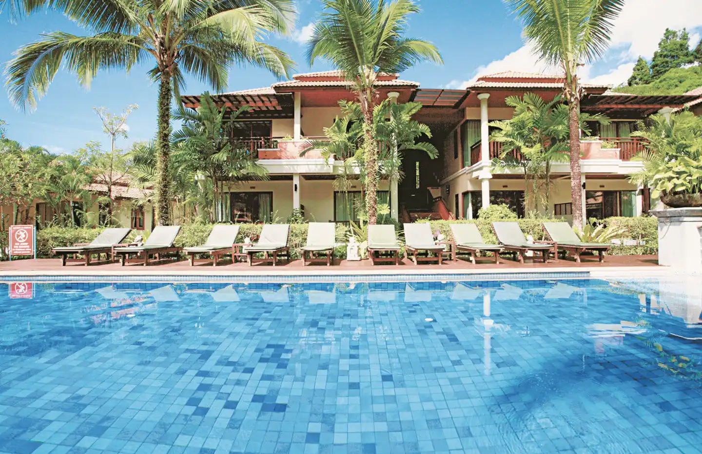 Khao Lak Bayfront Resort POOL
