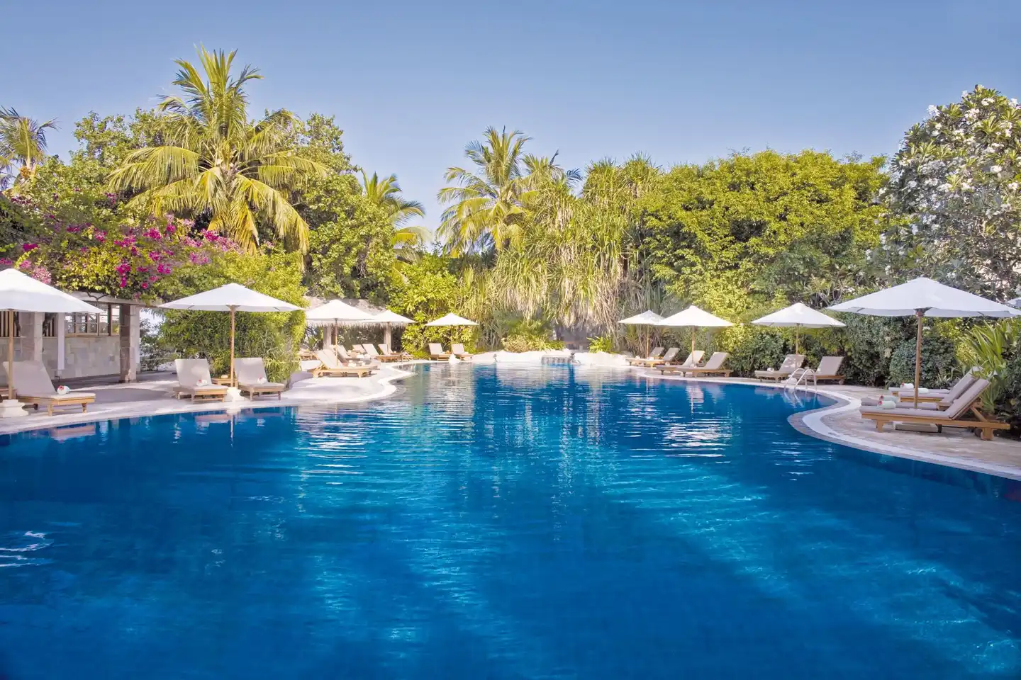 Le Meridien Al Aqah Beach Resort Pool
