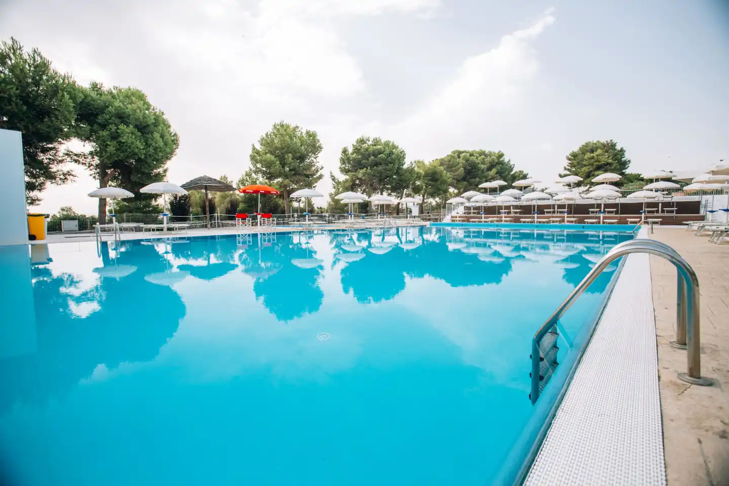 Porto Giardino POOL