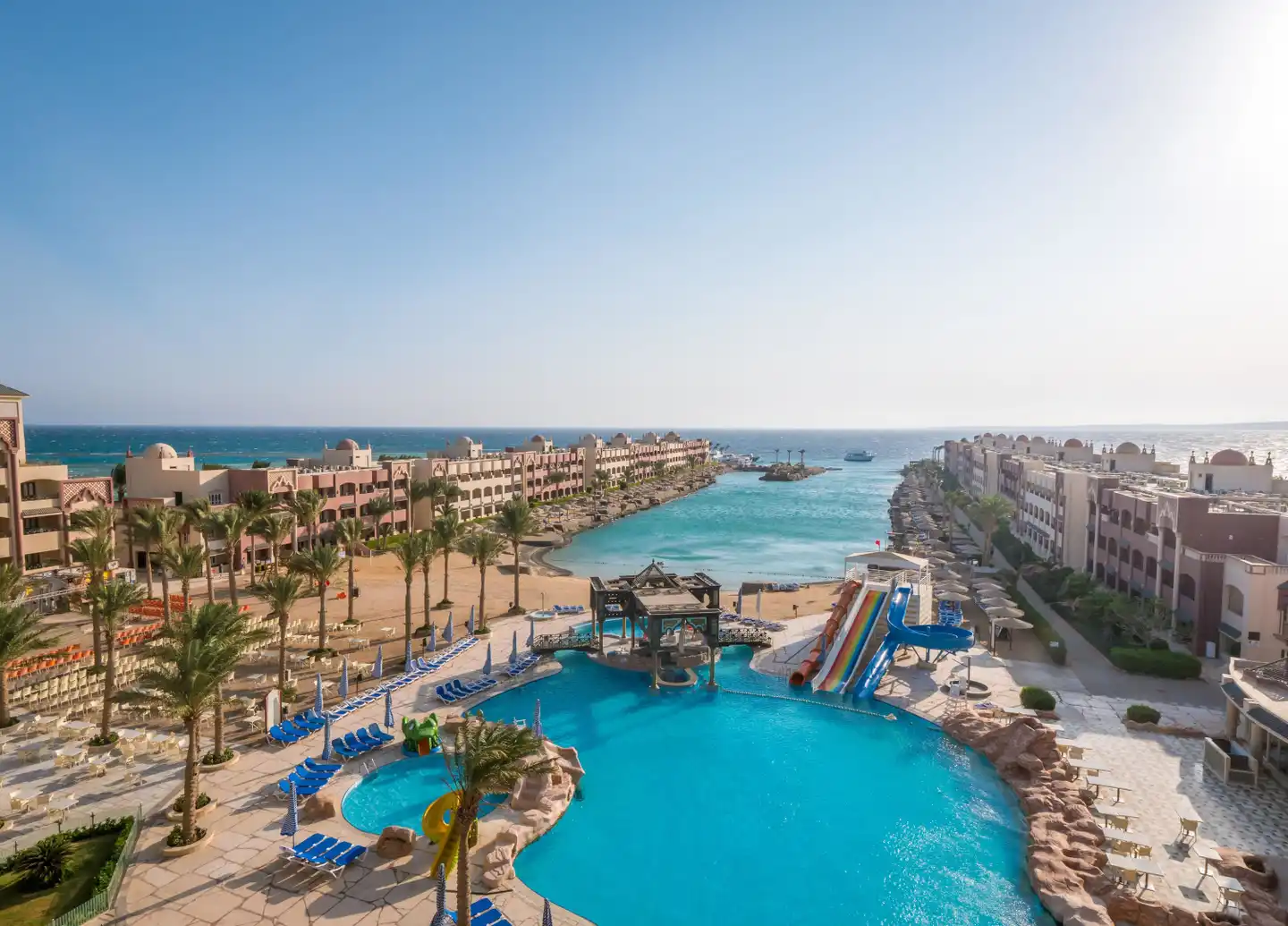 Sunny Days Resort - El Palacio Resort & Spa Aussenansicht