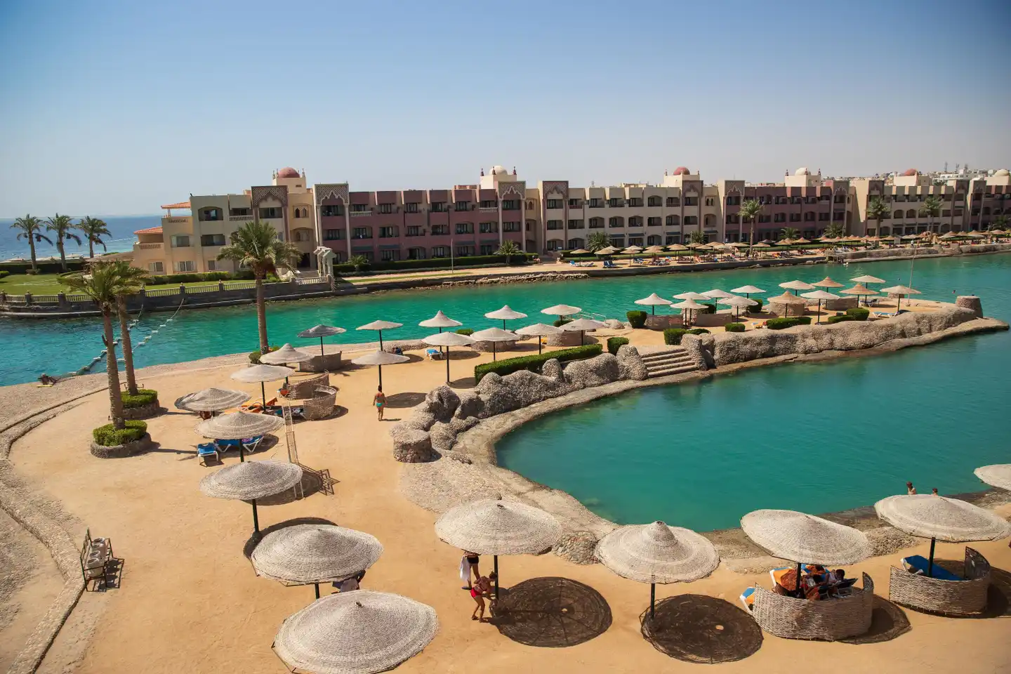 Sunny Days Resort - El Palacio Resort & Spa Strand