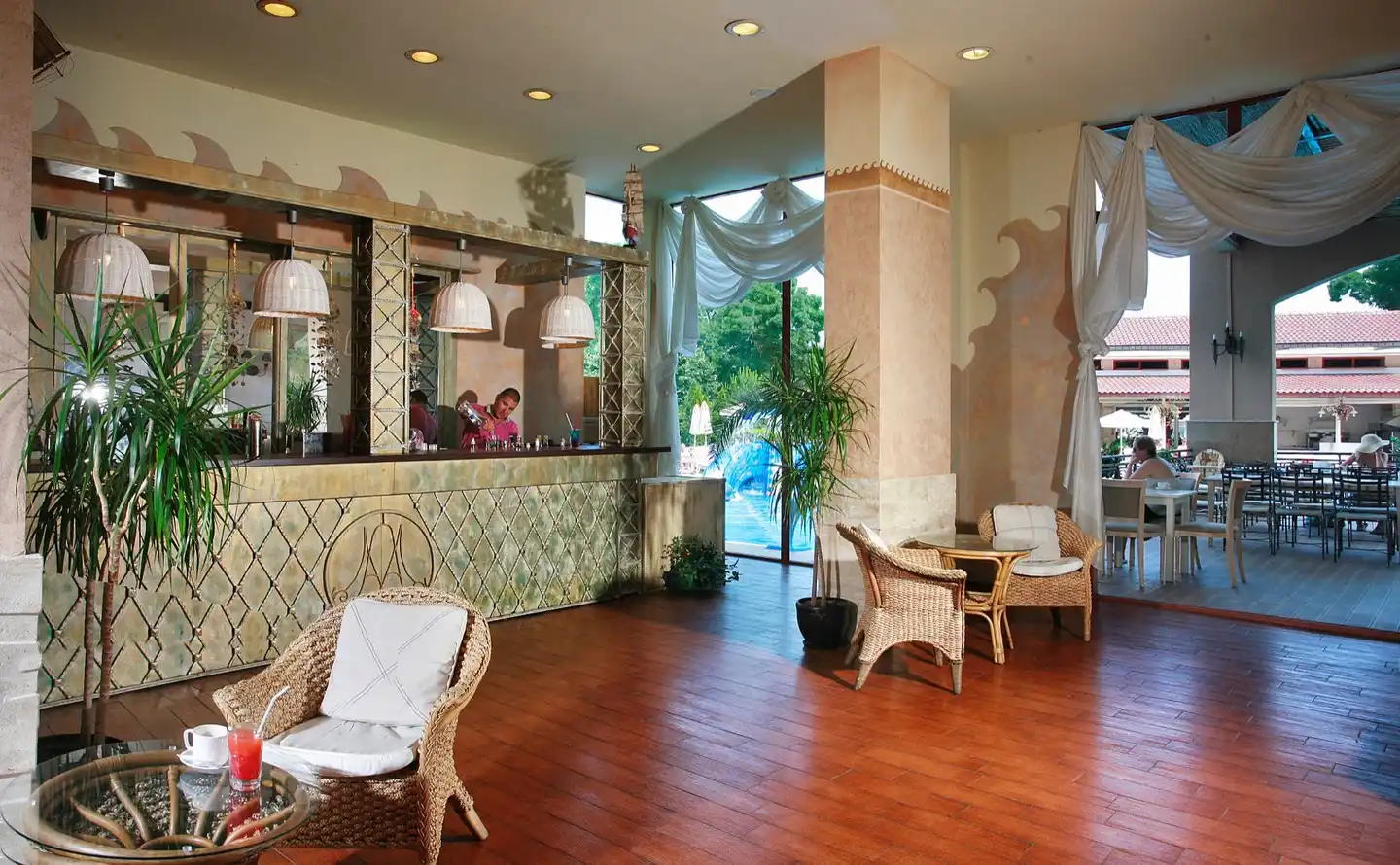 Alba Lobby
