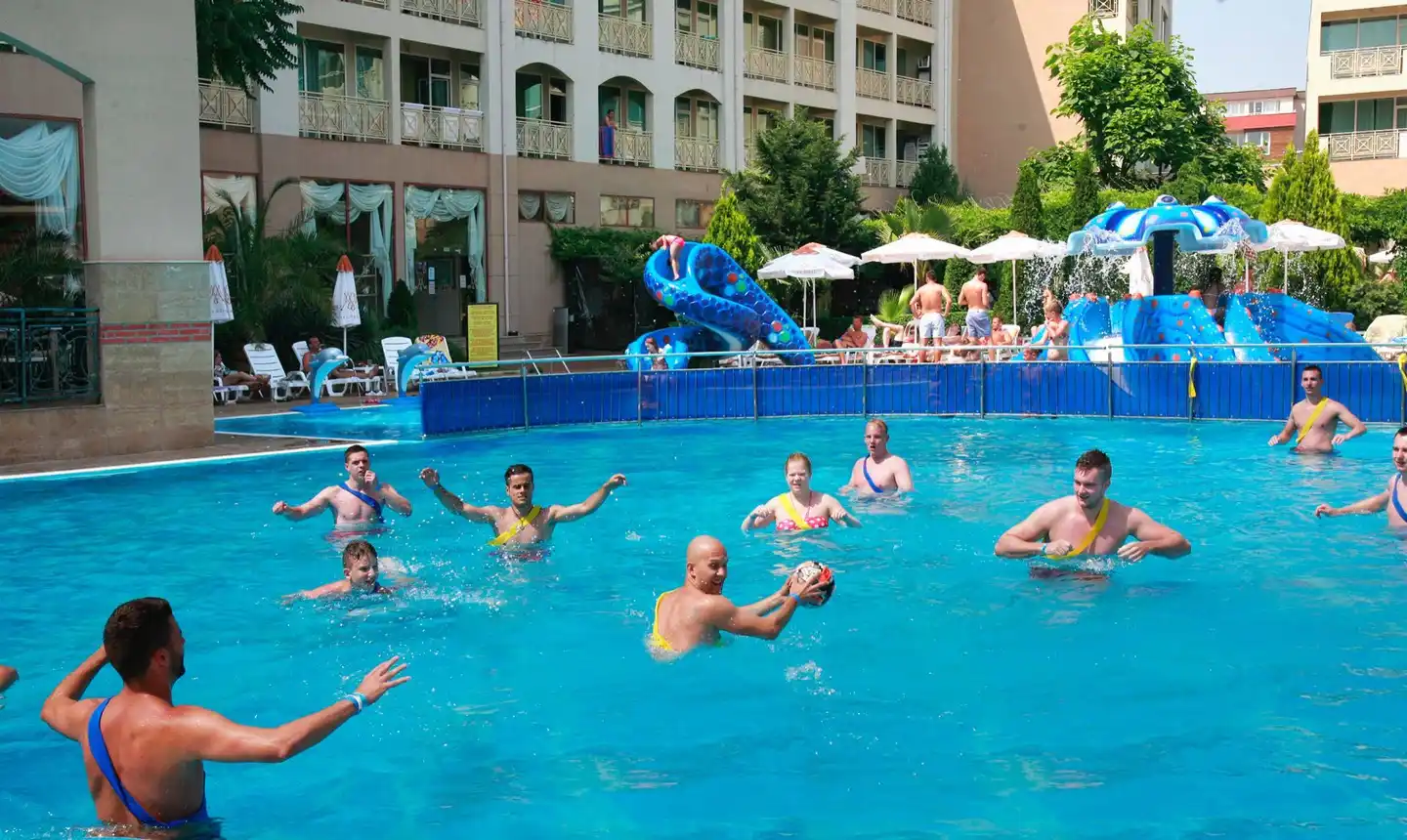 Alba Pool