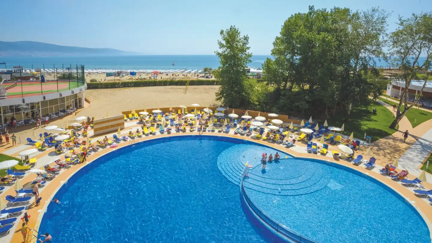 AluaSoul Sunny Beach Pool