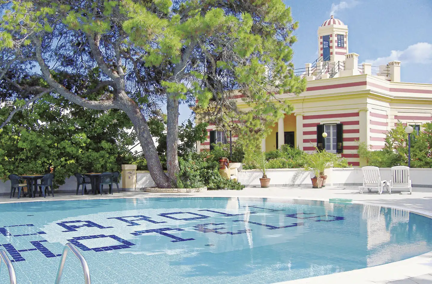 Hotel Terminal POOL