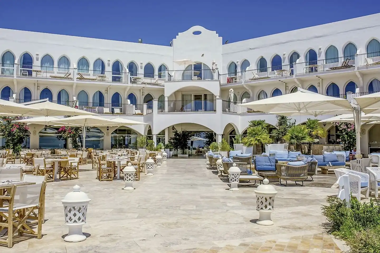 Falkensteiner Resort Capo Boi Aussenansicht
