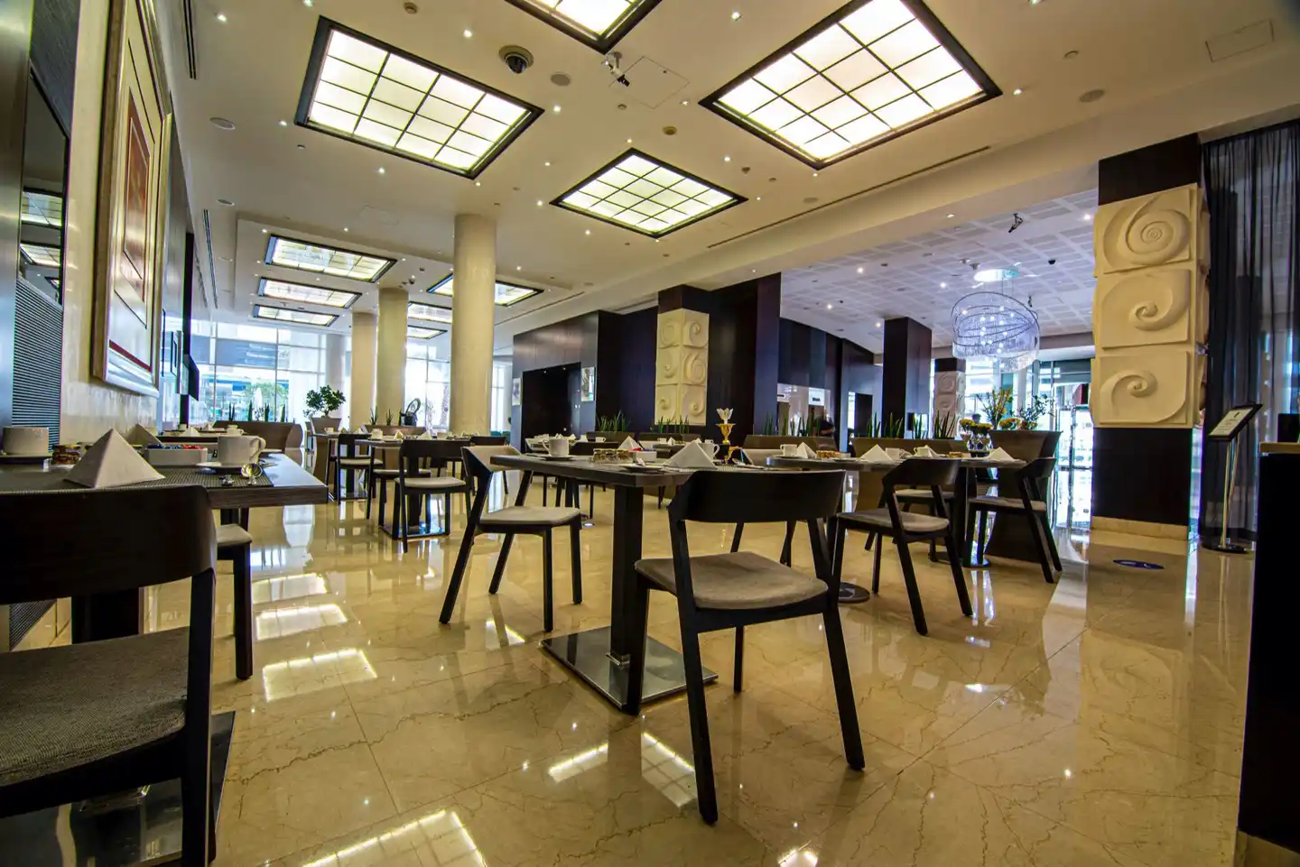 Novotel World Trade Centre Dubai Hotel Bar