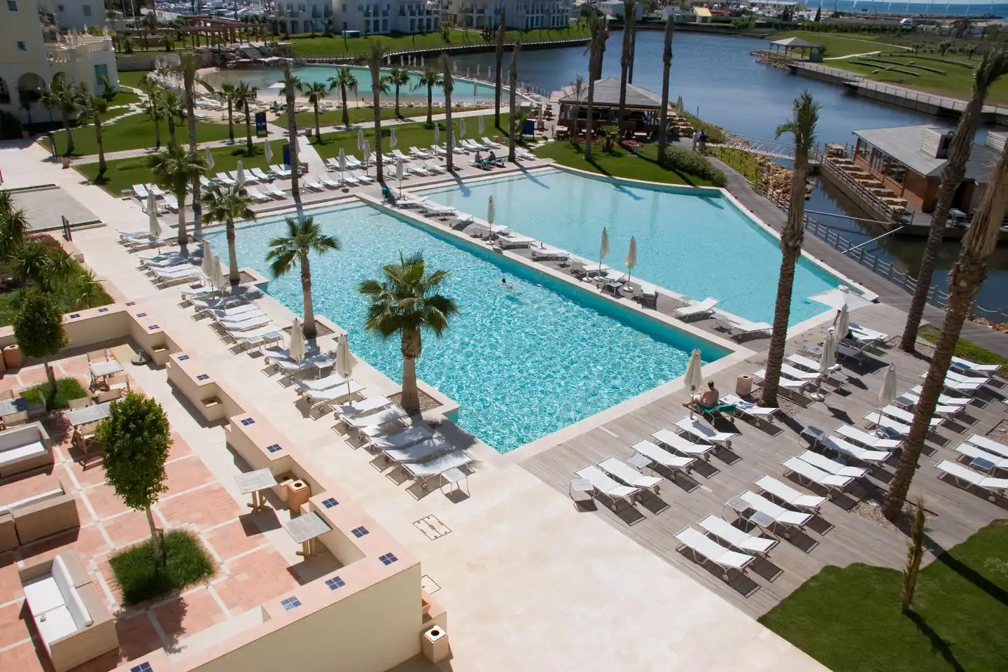 Domes Lake Algarve, Autograph Collection Pool