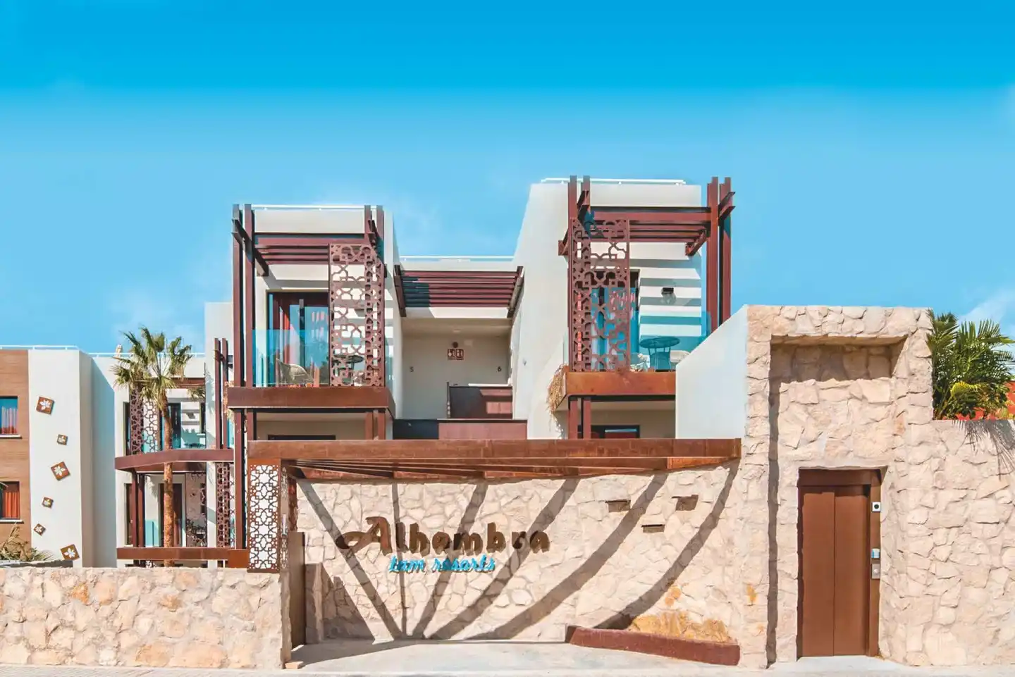 Alhambra Boutique Apartments Aussenansicht