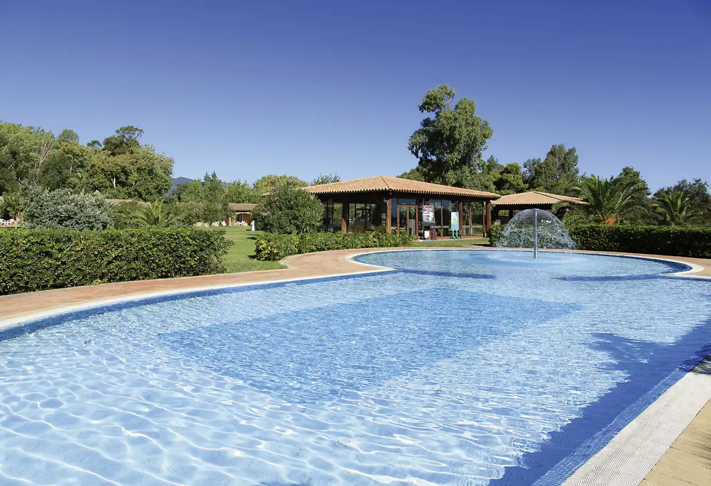Garden Beach Pool