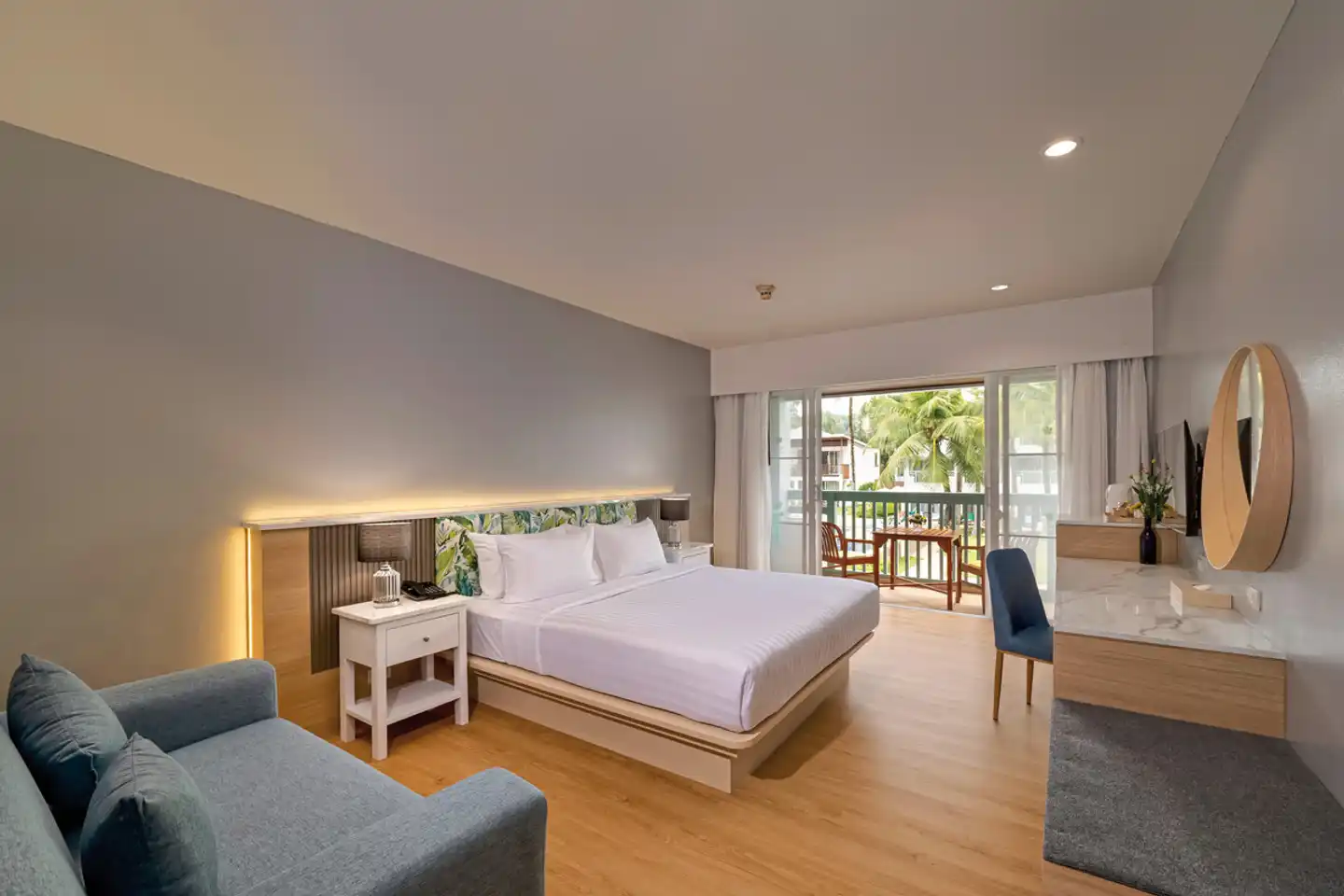 The Briza Beach Resort Khao Lak Wohnbeispiel