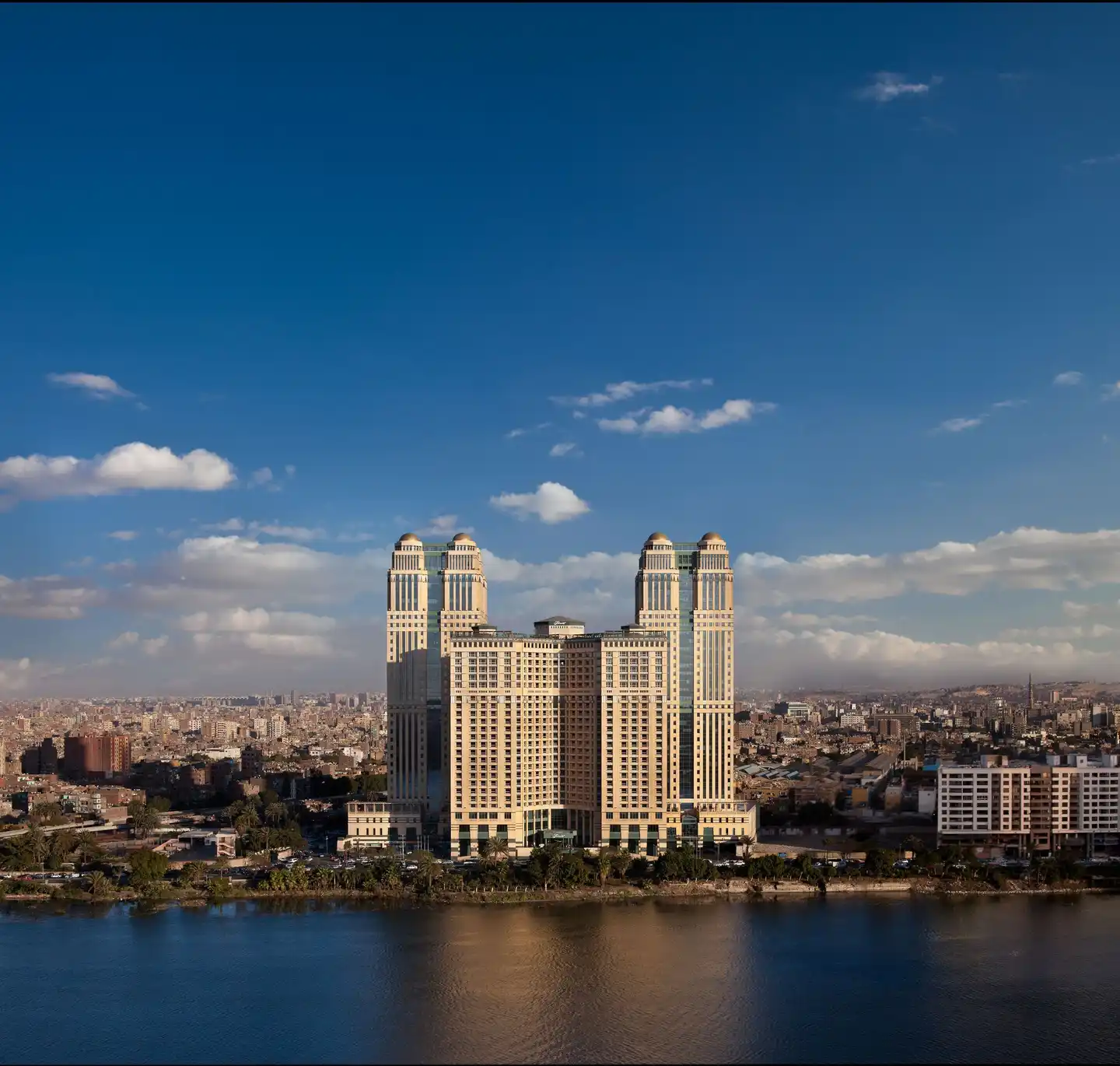 Fairmont Nile City Aussenansicht