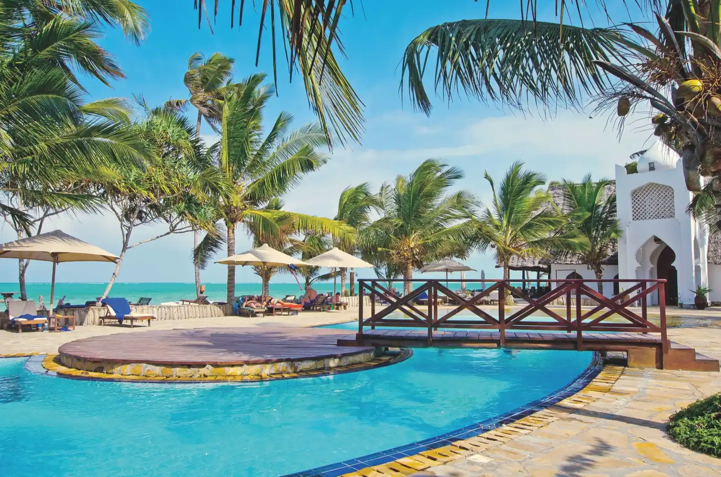 Sultan Sands Island Resort POOL