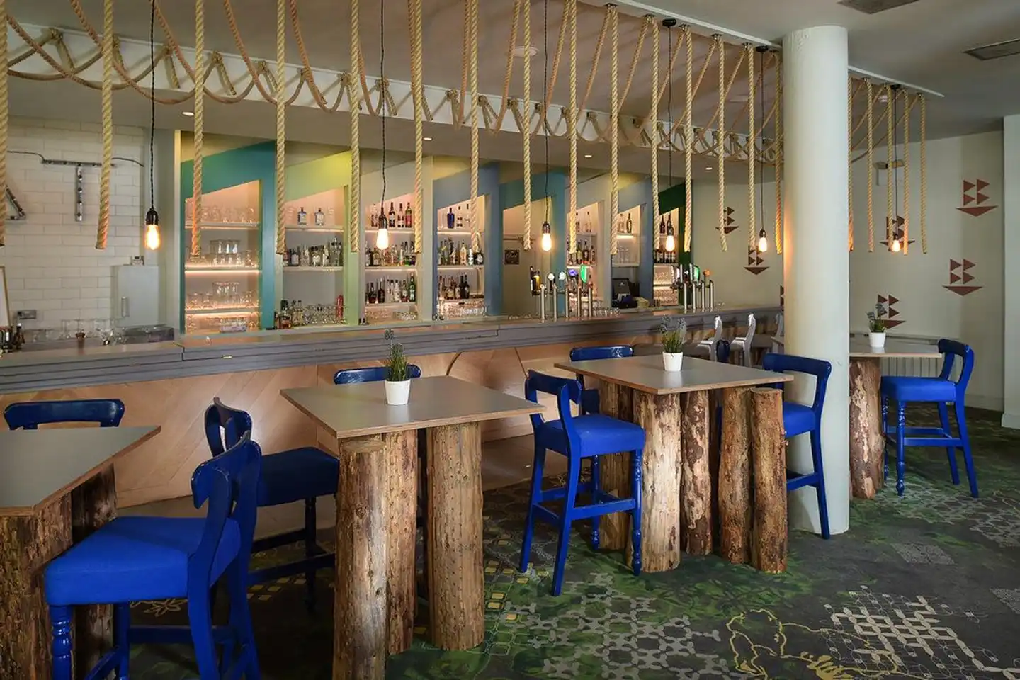 Armada Hotel Lobby