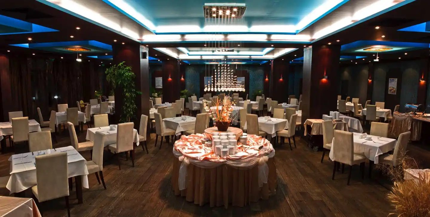 Garden of Eden Complex Restaurant
