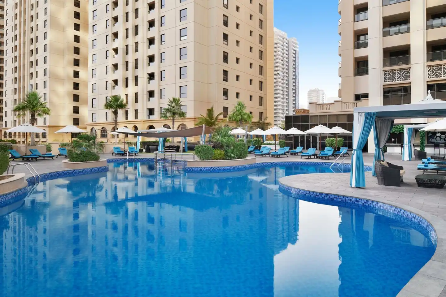 Mövenpick Hotel Jumeirah Beach Pool