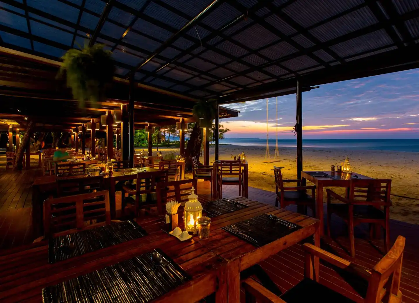 Bangsak Village Bar