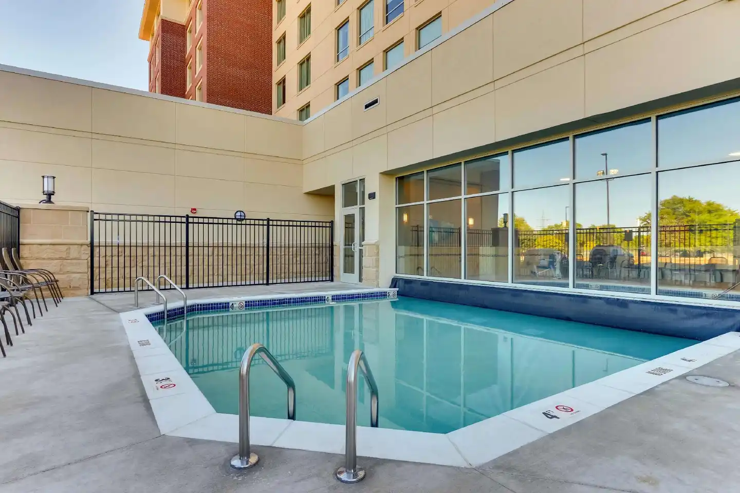 Drury Inn & Suites Lafayette, IN Hallenbad