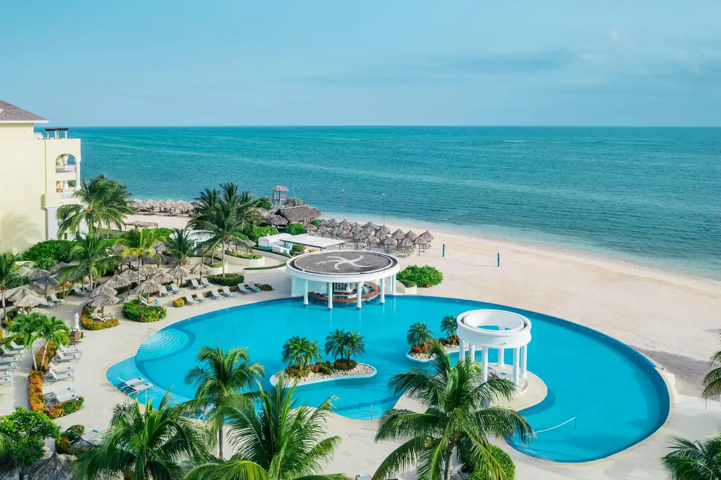Iberostar Selection Rose Hall Suites Aussenansicht