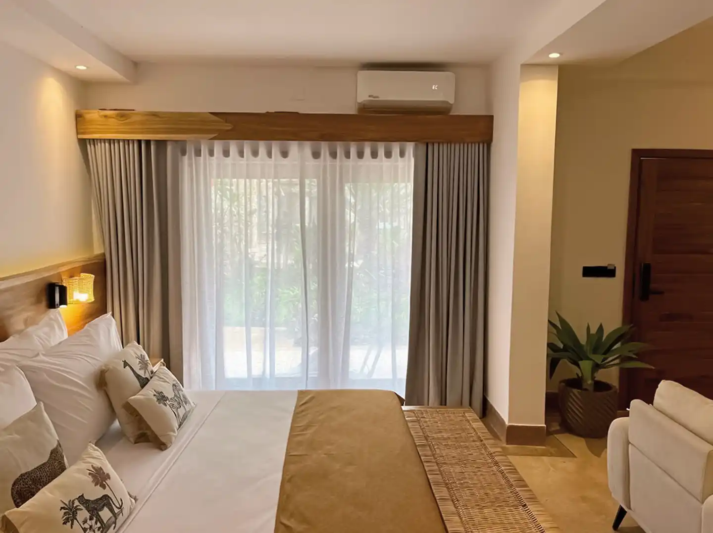 Jaz Amaluna Beach Resort ACCOMMODATION