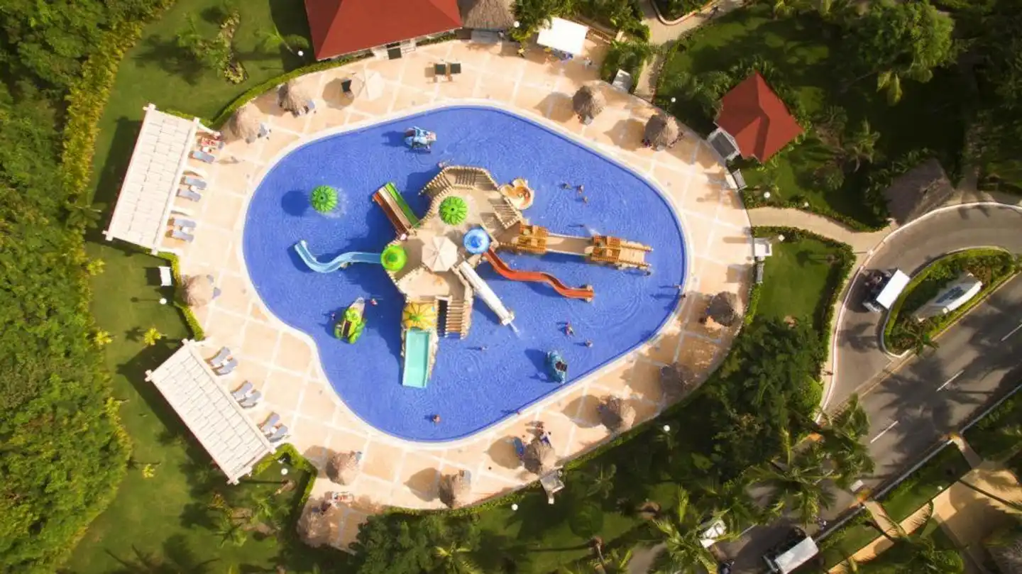 Bahia Principe Grand Turquesa Pool