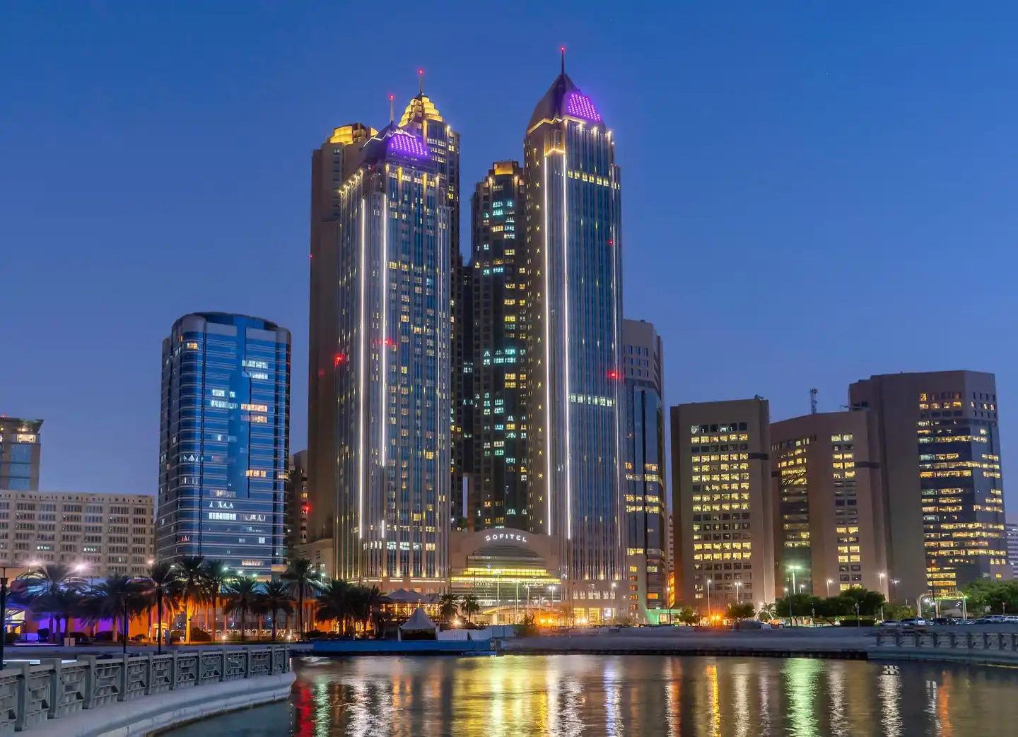 Sofitel Abu Dhabi Corniche Aussenansicht