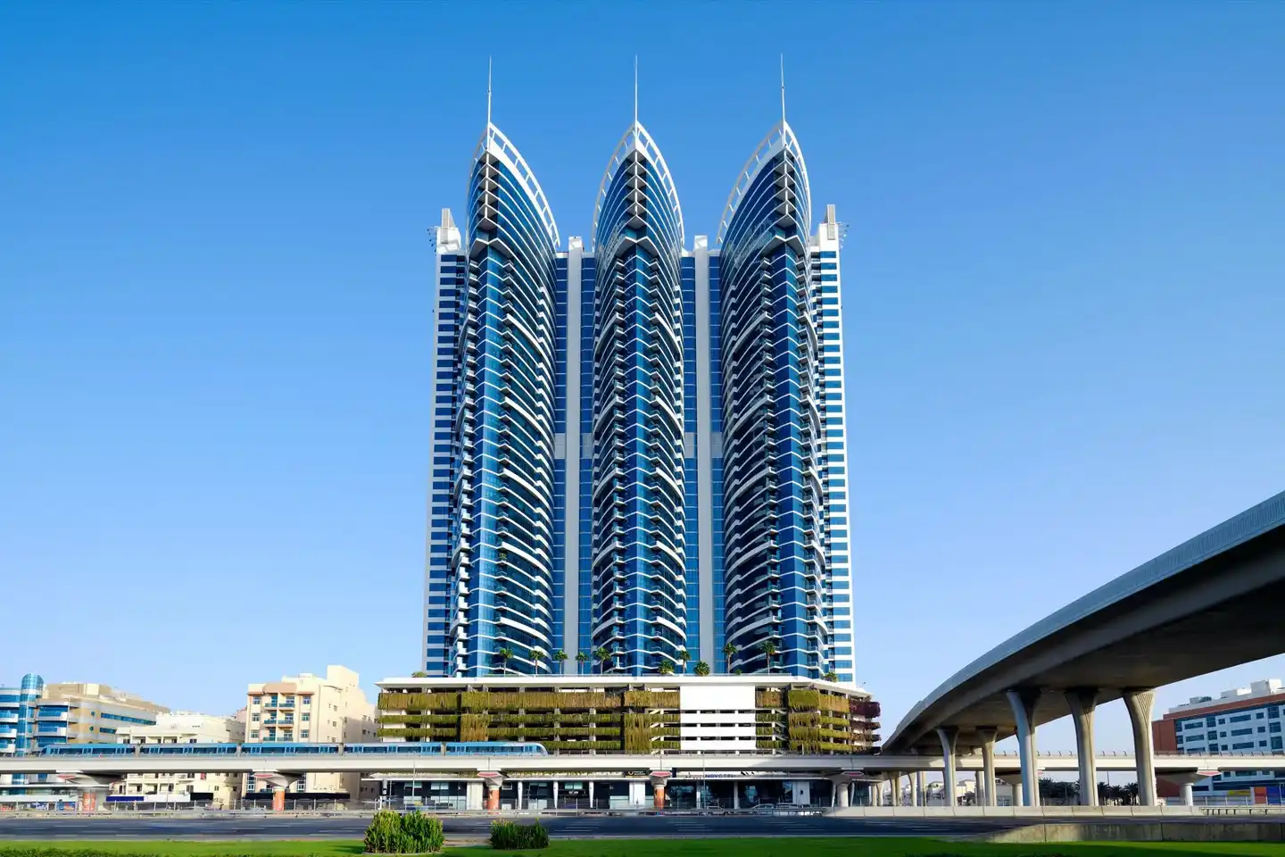 Novotel Dubai Al Barsha OUTDOOR