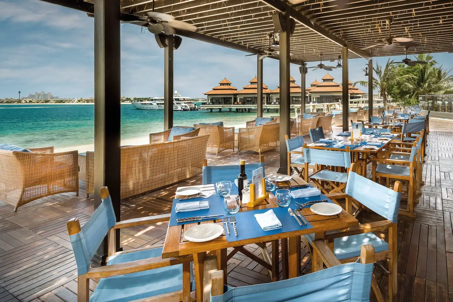 Anantara The Palm Dubai Resort Restaurant