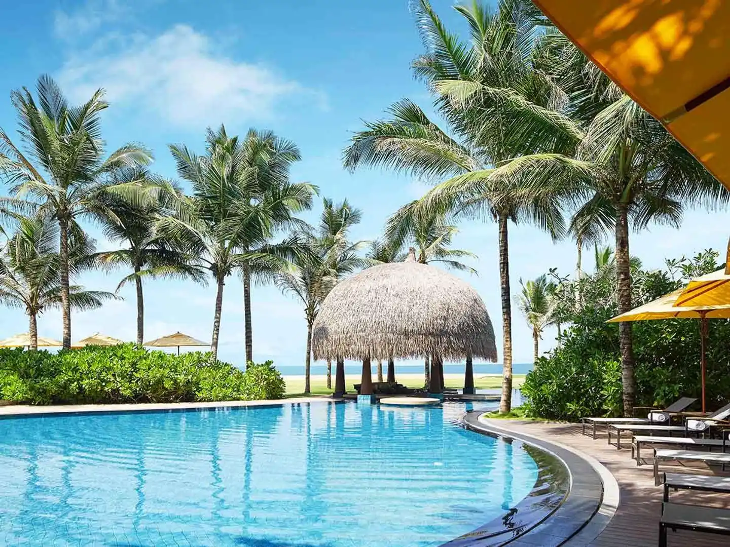 Sentido Heritance Negombo POOL