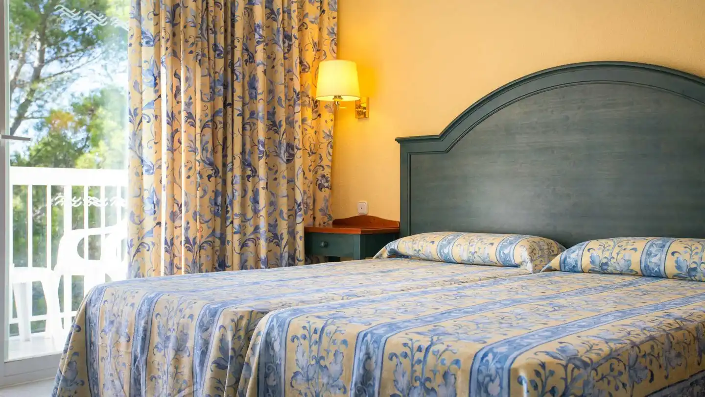 Es Pi 2 ACCOMMODATION