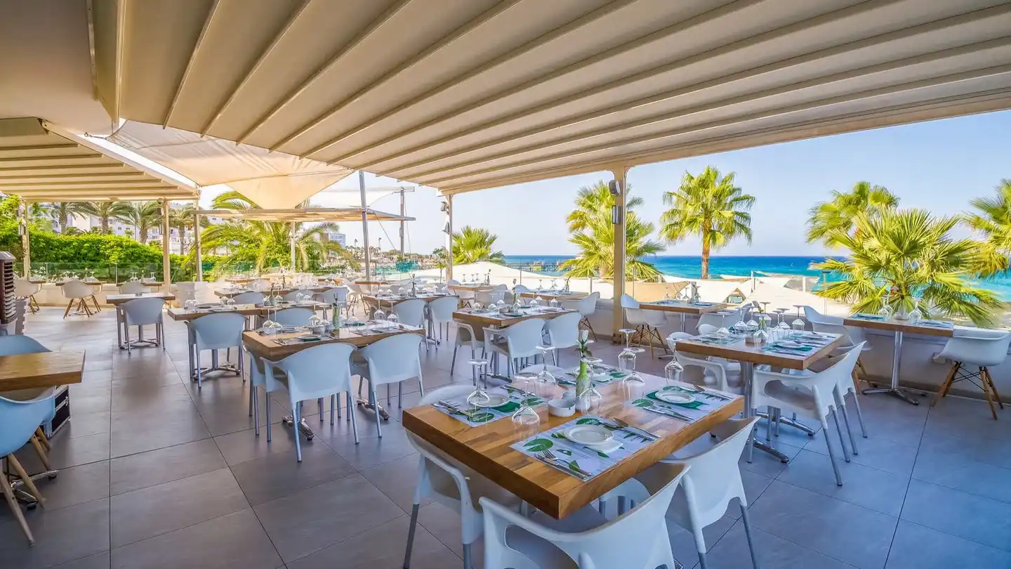 Vrissaki Beach Hotel Restaurant