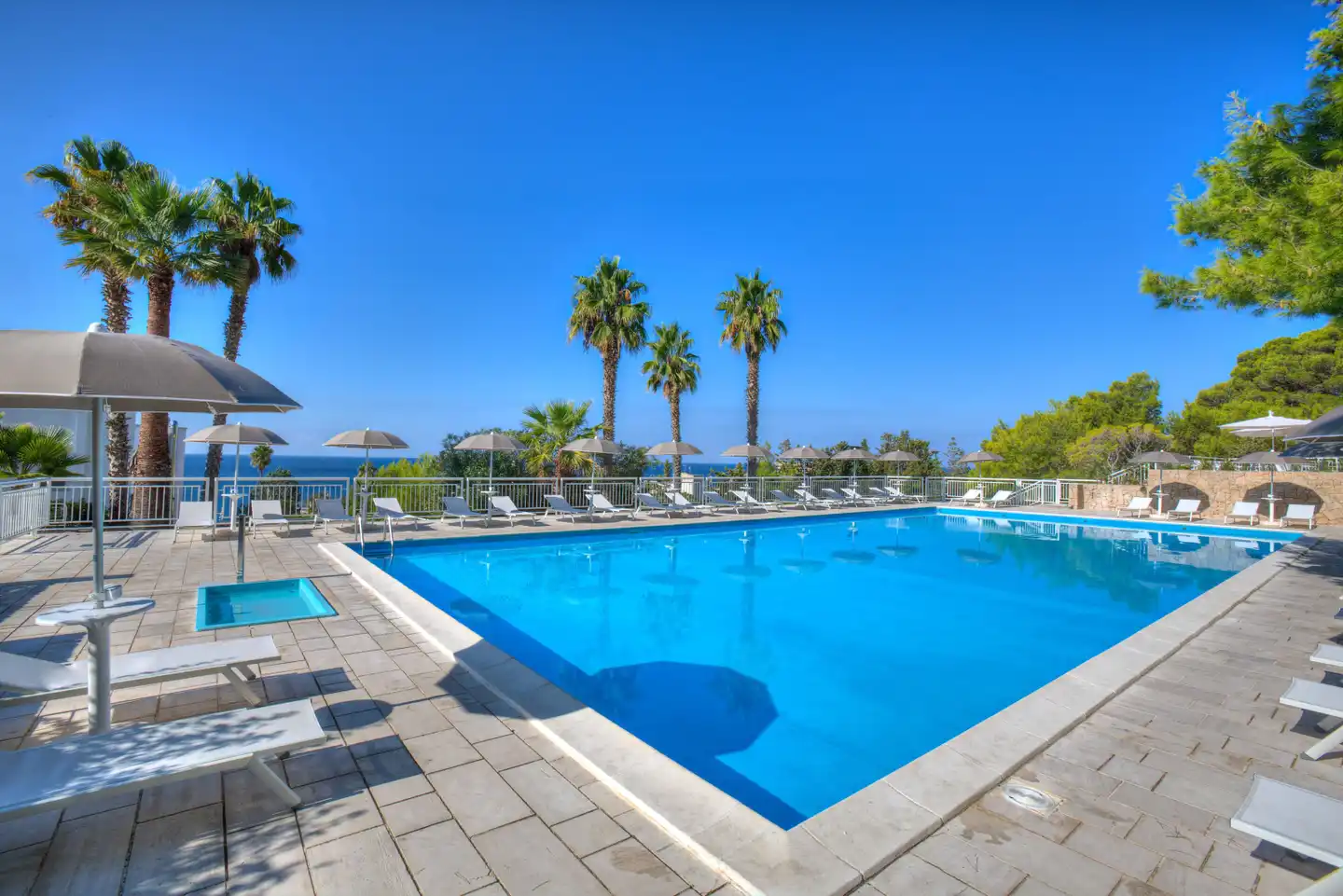 Grand Hotel Riviera POOL