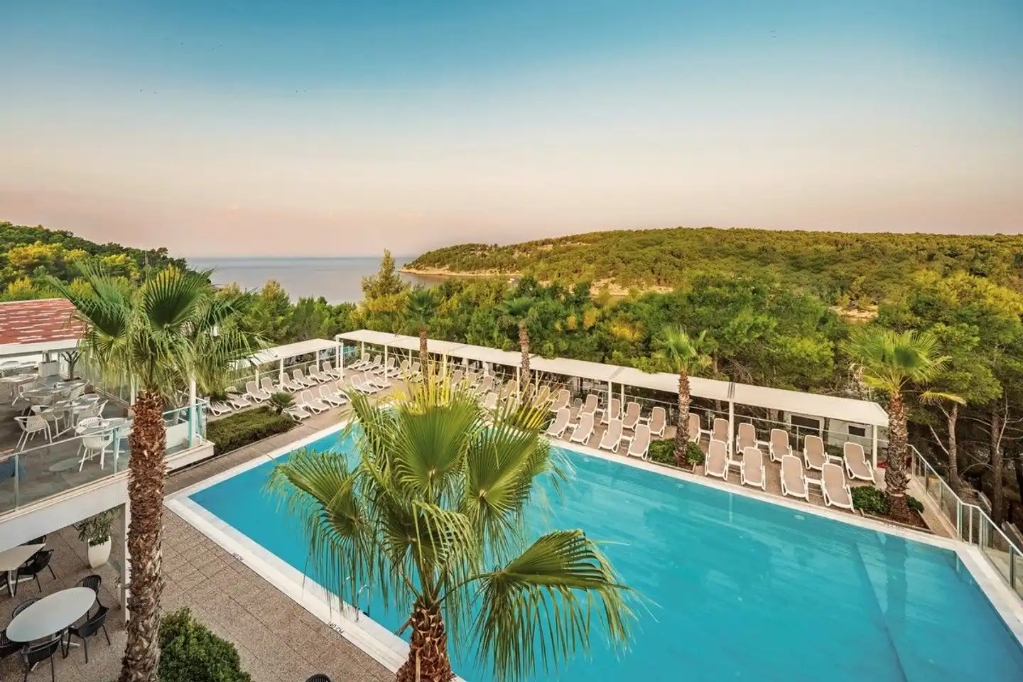 Gava Waterman Milna Resort Pool