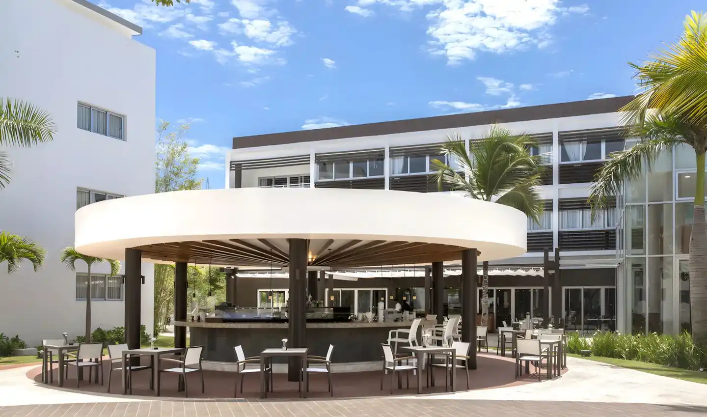 Bakour Punta Cana Suites Aussenansicht