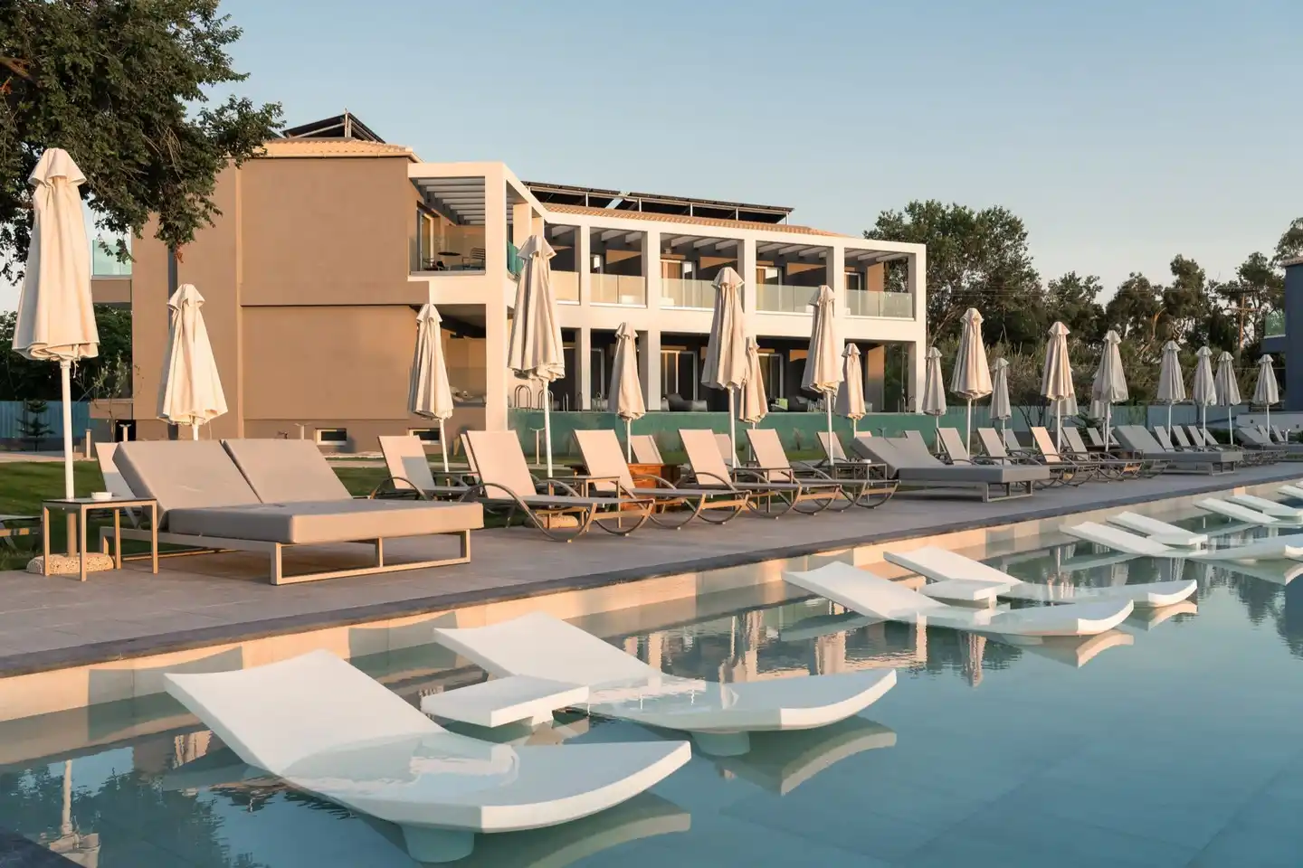 Vissalo by Acharavi Beach Hotel Pool