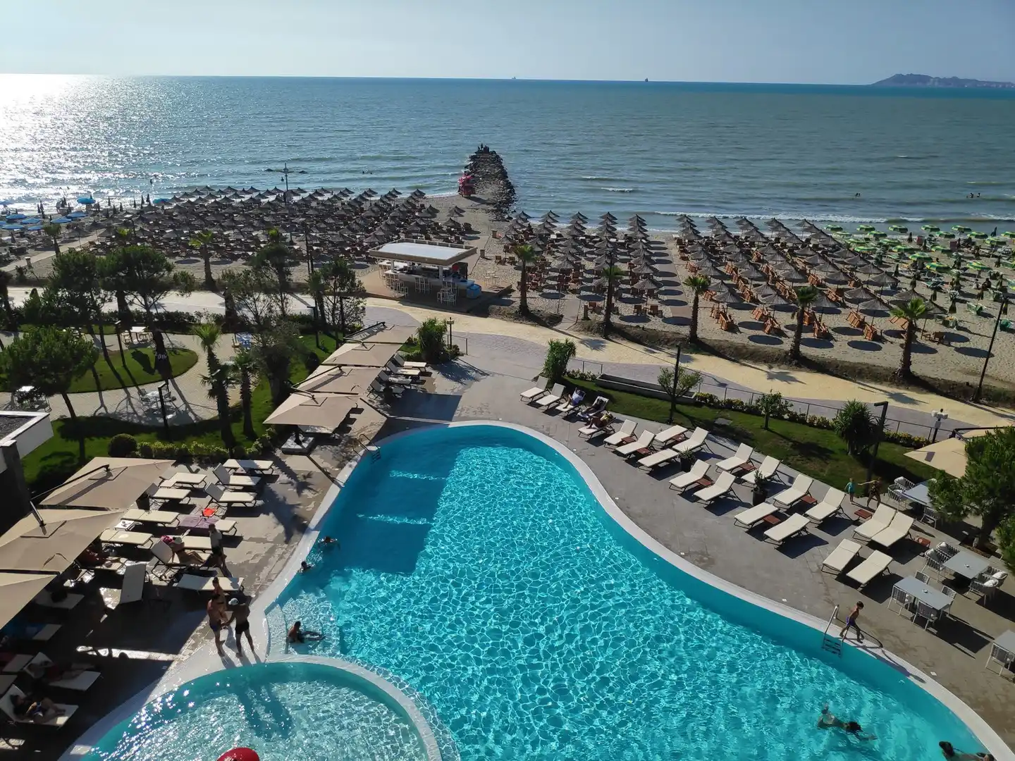 Supreme Hotel Pool