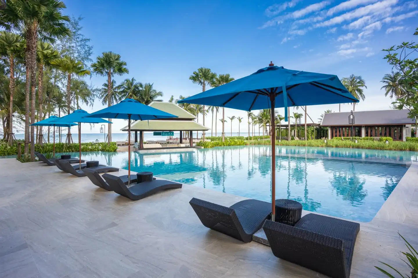 Grand Mercure Khao Lak Bangsak Pool