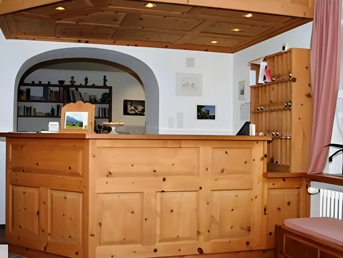 Schweizerhof Lobby