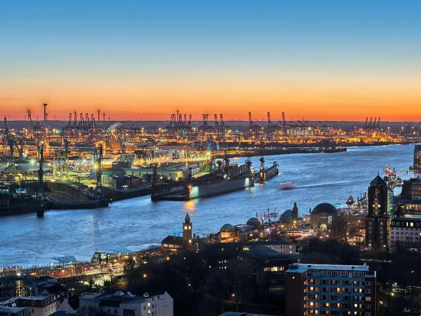 ibis Hamburg City Landschaft