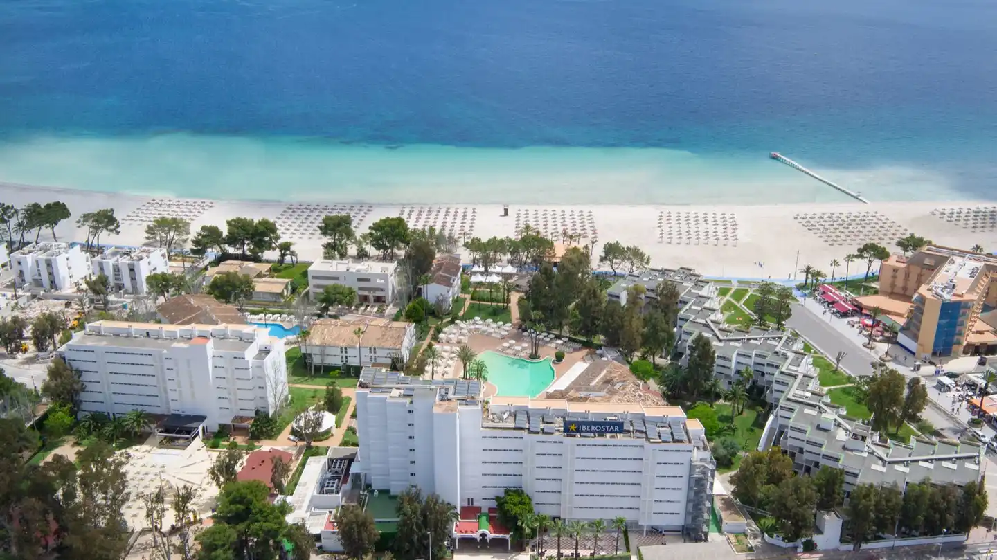 Iberostar Waves Ciudad Blanca Aussenansicht