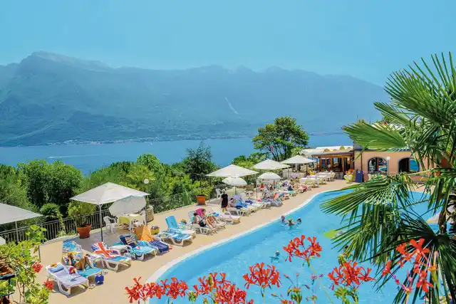 Camping Garda Pool