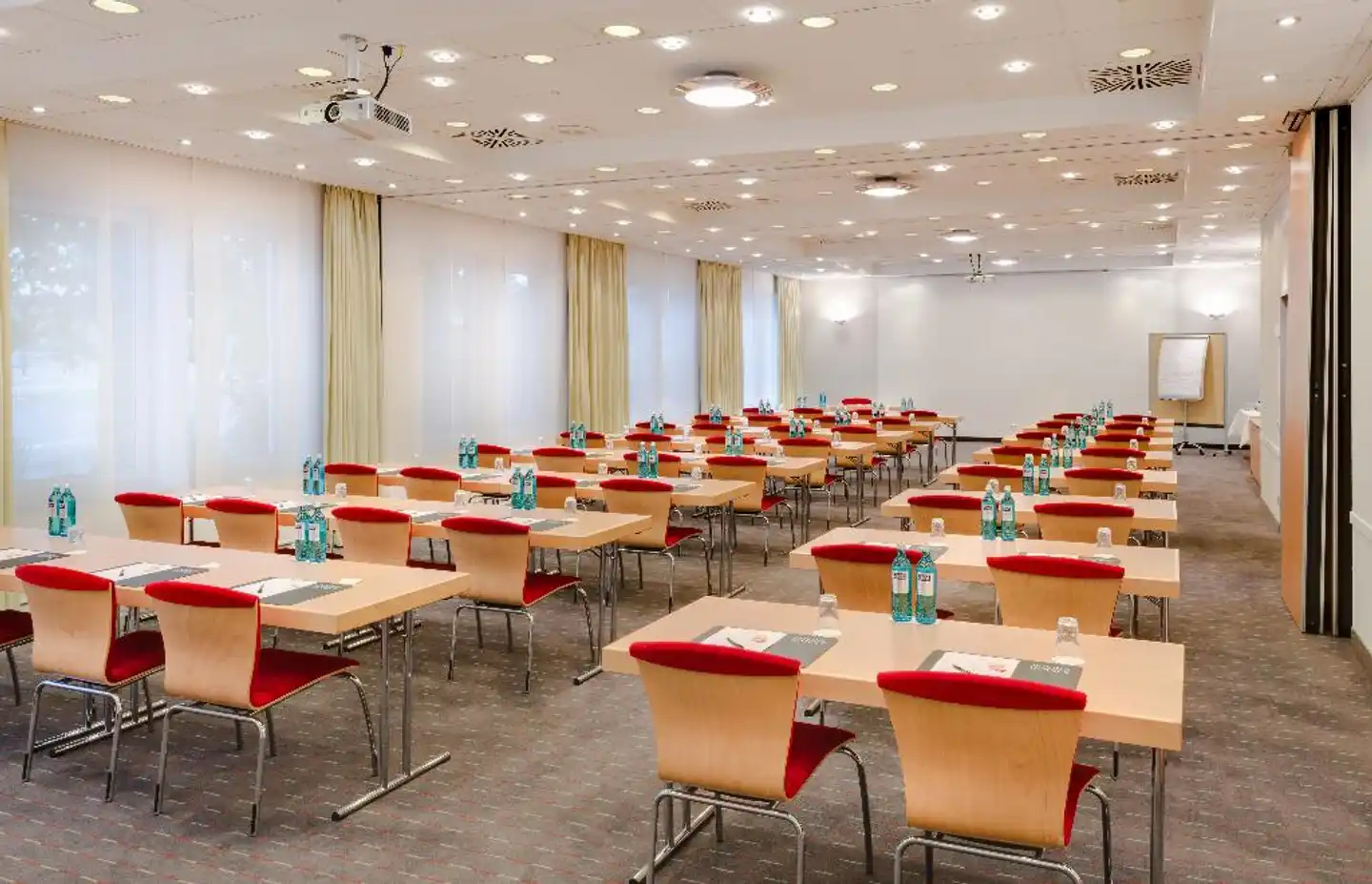 NOVINA HOTEL Wöhrdersee Nürnberg City Konferenz