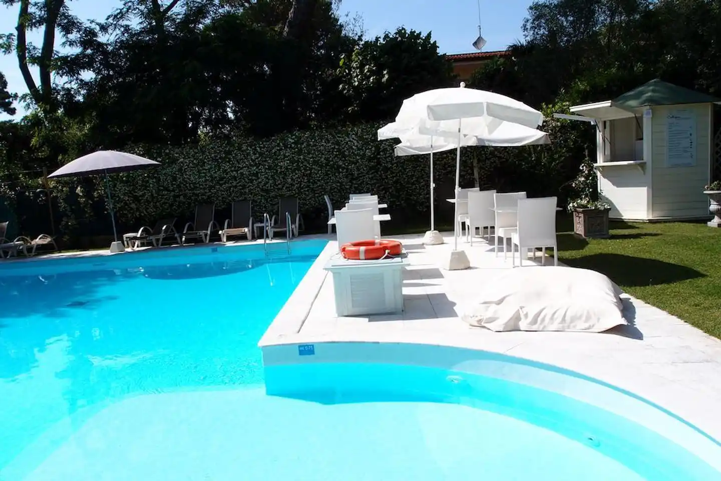 Logos Hotel Pool