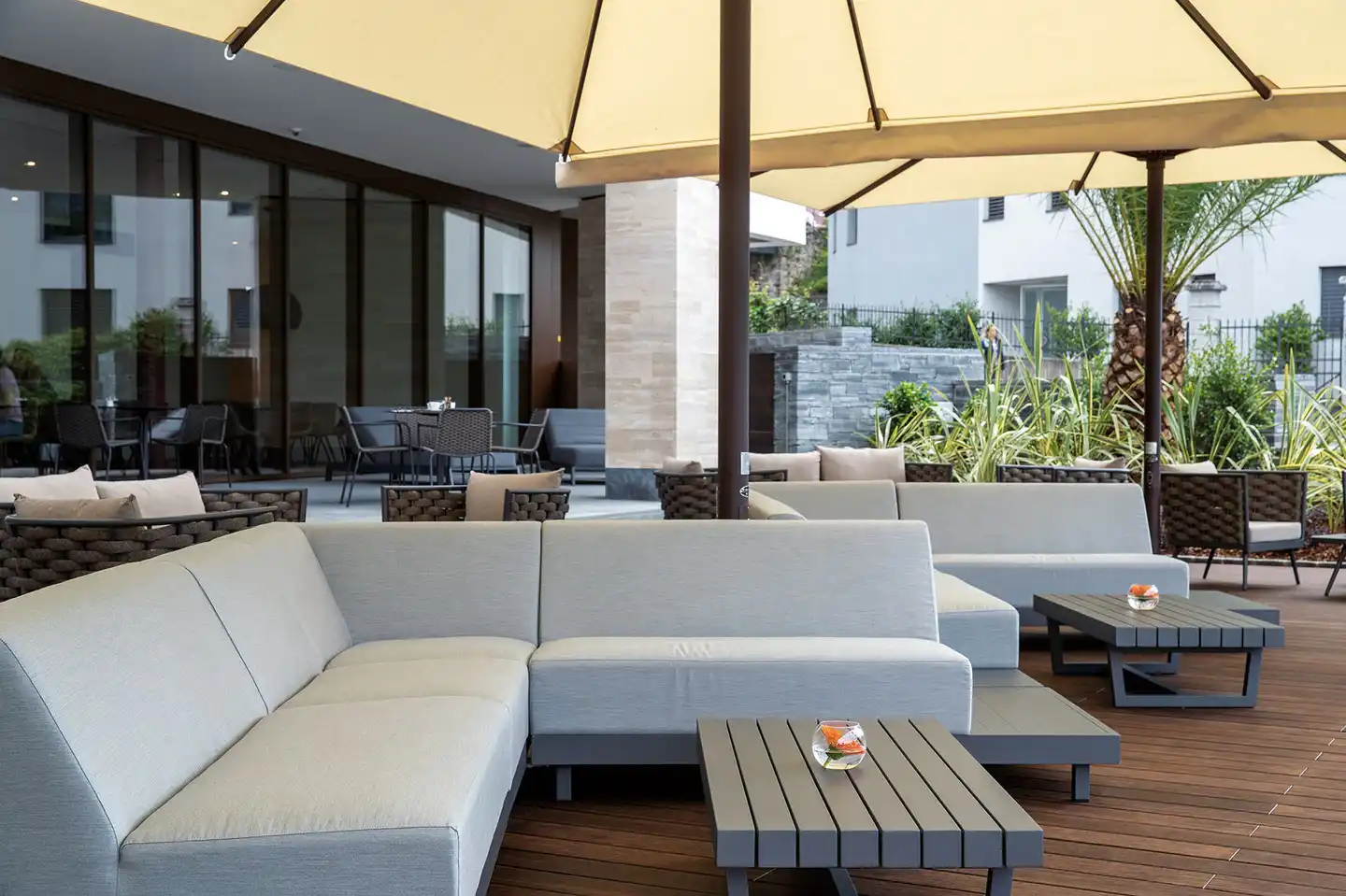 Hotel & Lounge Lago Maggiore Terrasse