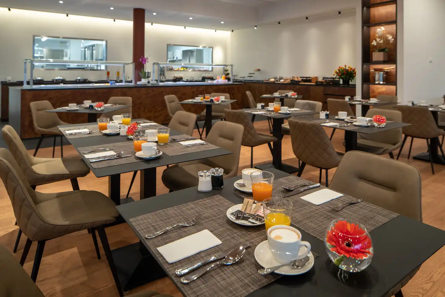 Hotel & Lounge Lago Maggiore Restaurant